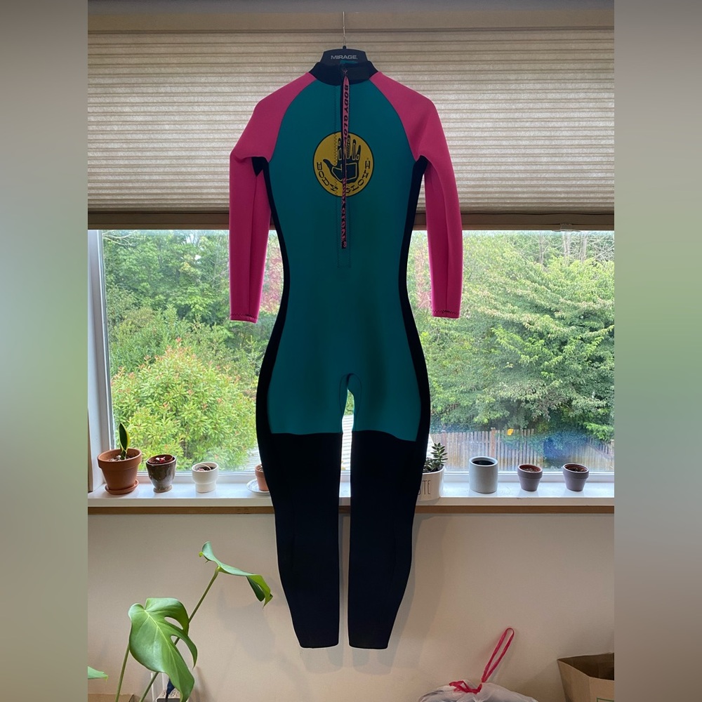 Womens neoprene wetsuit size medium